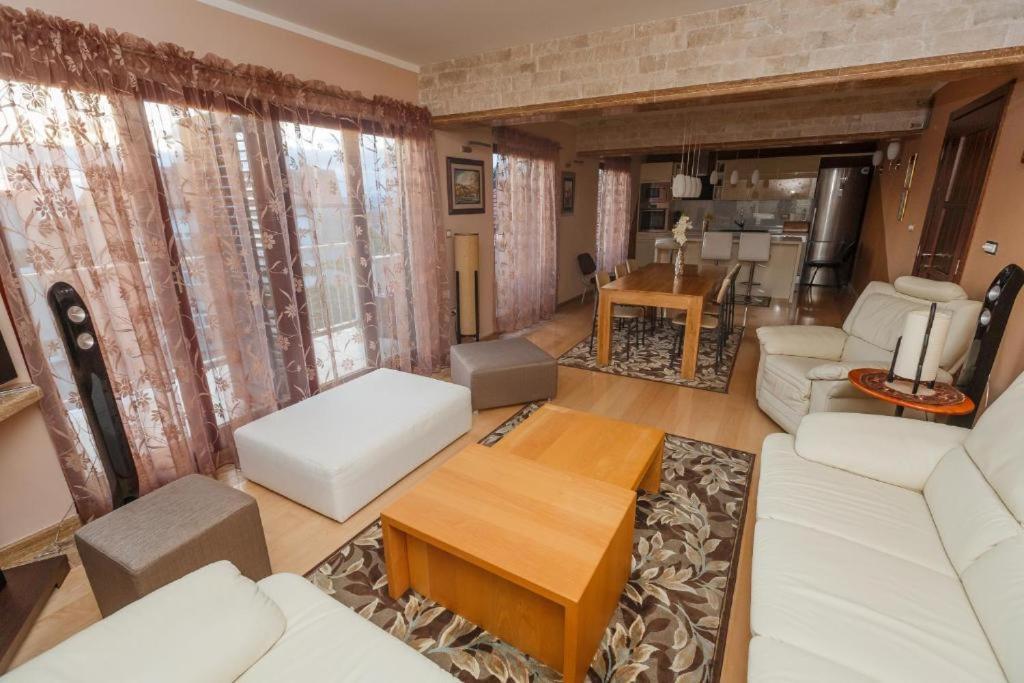 Luxury Apartments Near Bacvice Beach Split Kültér fotó